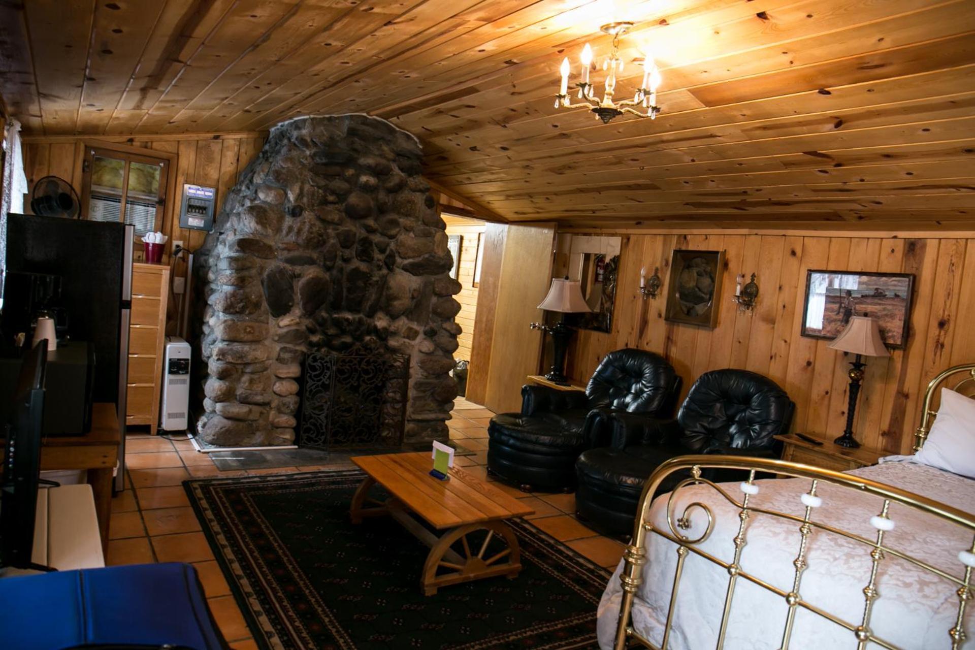 Holy Smoke Resort Кістон Номер фото