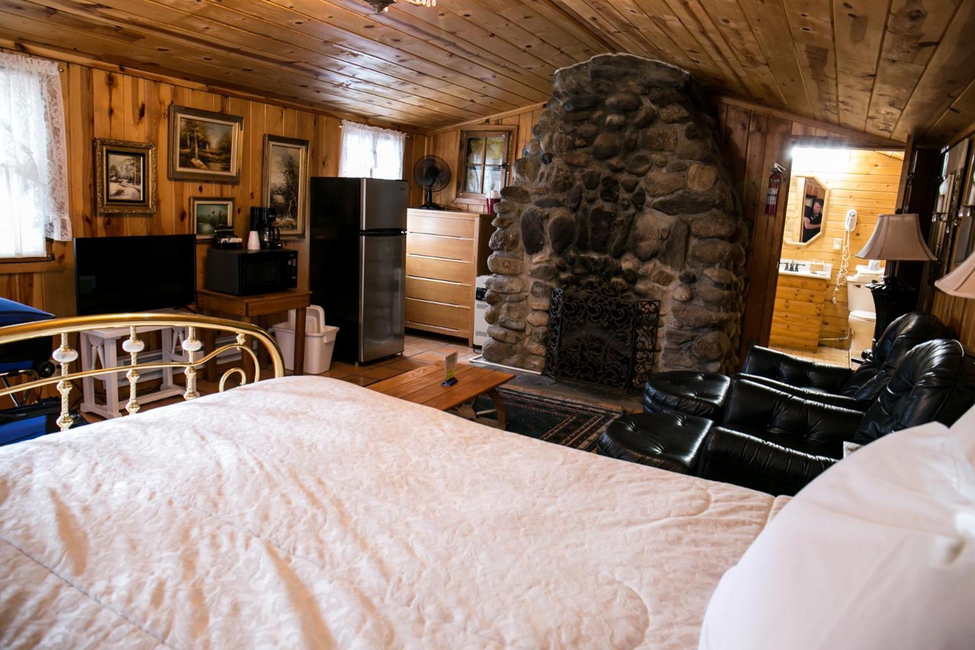 Holy Smoke Resort Кістон Номер фото